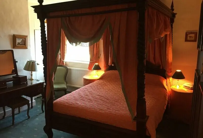 Standard-huone, Cross Keys Hotel Chatteris