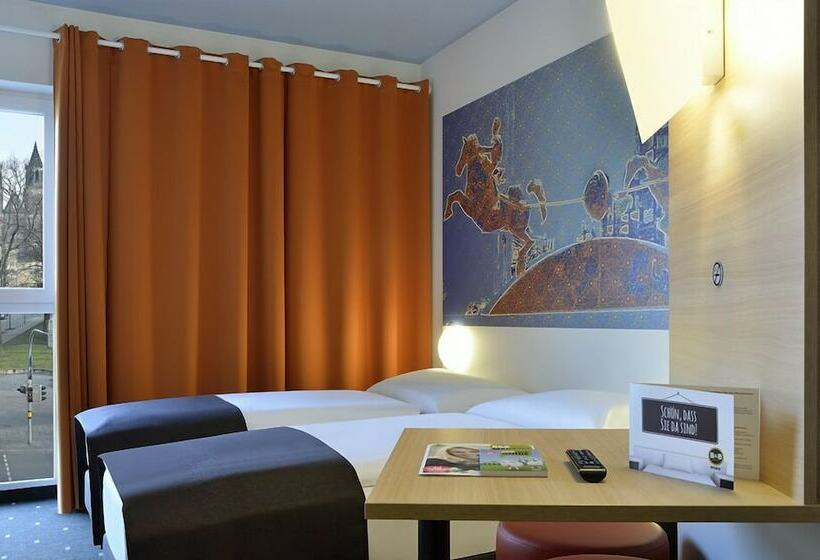 Номер Стандарт, B&b Hotel Magdeburg City