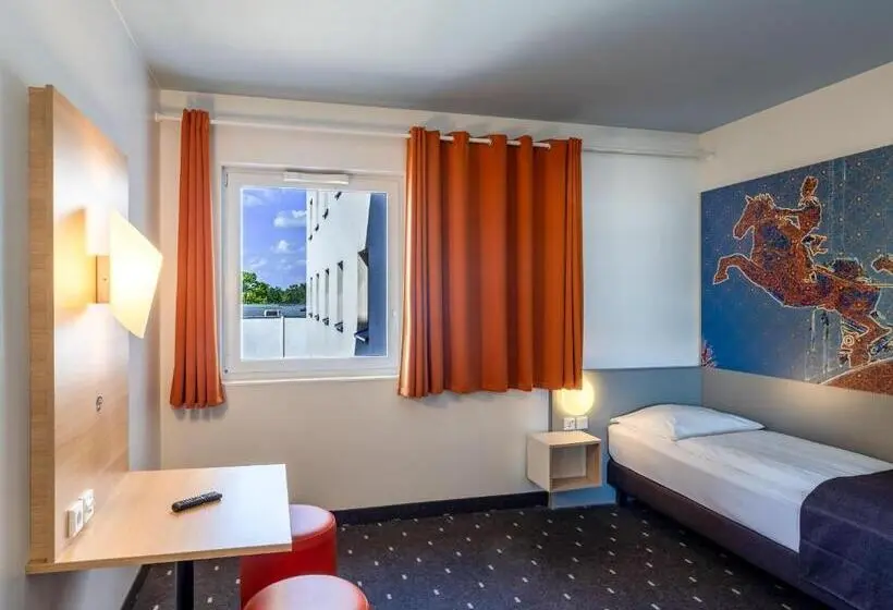 اتاق استاندارد یک نفره, B&b Hotel Magdeburg City