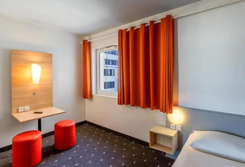 اتاق استاندارد یک نفره, B&b Hotel Magdeburg City