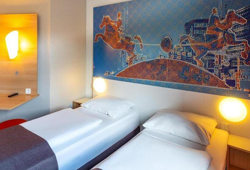 Номер Стандарт, B&b Hotel Magdeburg City