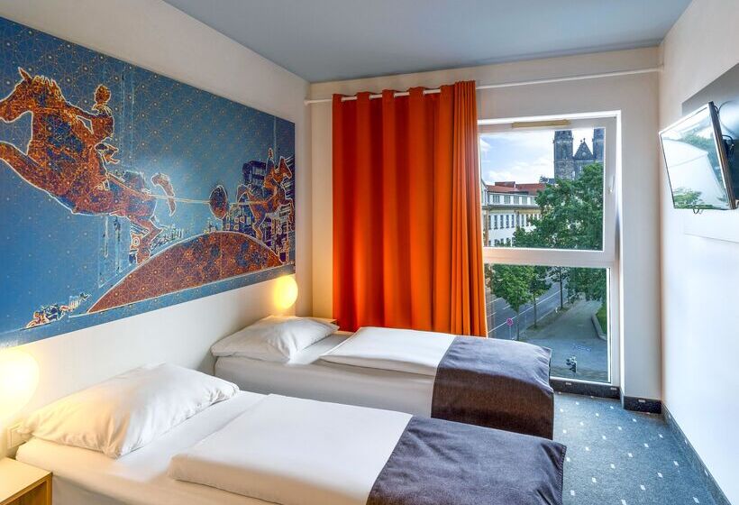Номер Стандарт, B&b Hotel Magdeburg City