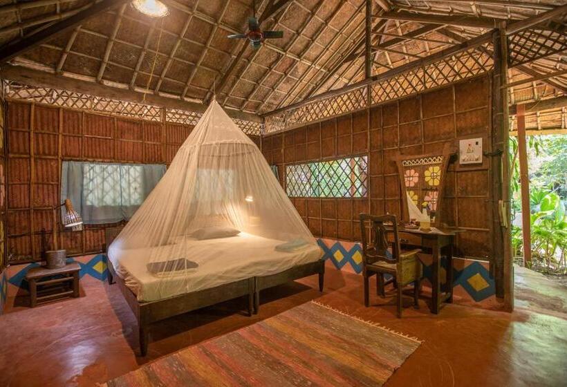 标准间, Bhakti Kutir