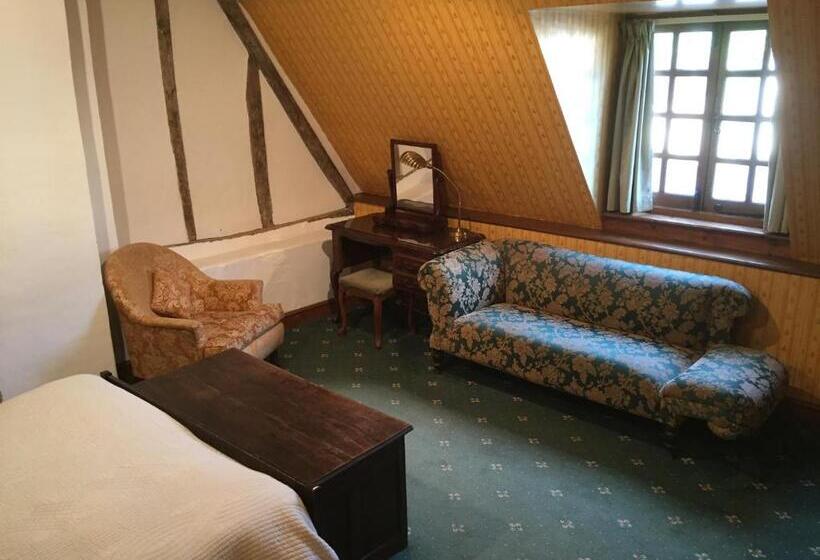 Номер Superior, Cross Keys Hotel Chatteris