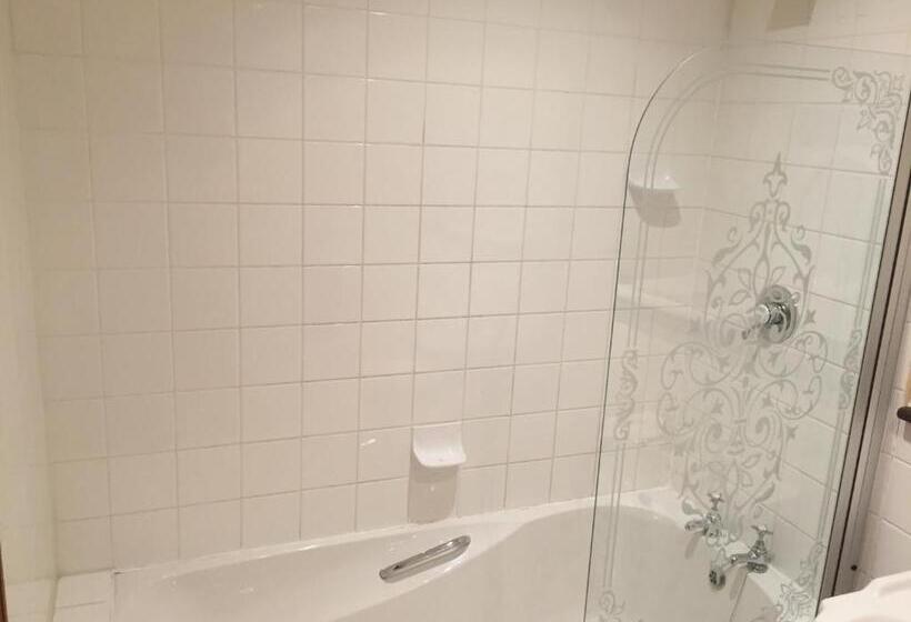 חדר סופריור, Cross Keys Hotel Chatteris