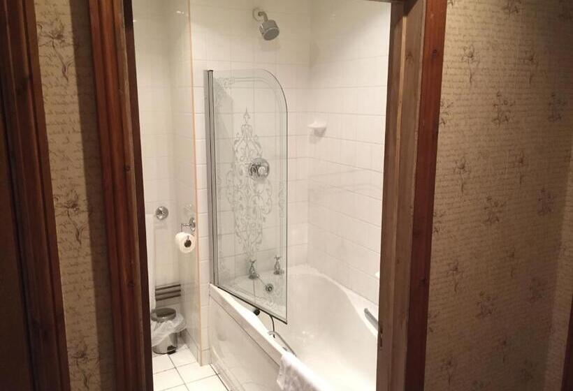 חדר סופריור, Cross Keys Hotel Chatteris