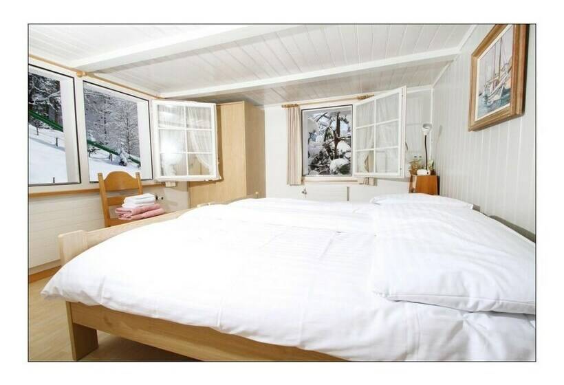 マウンテンビュースイート, Gasthaus Rossfall