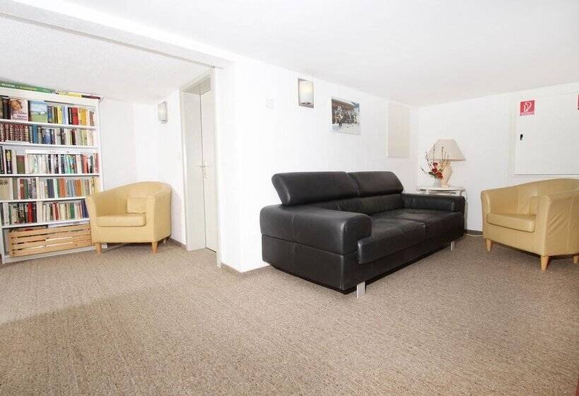 マウンテンビュースイート, Gasthaus Rossfall