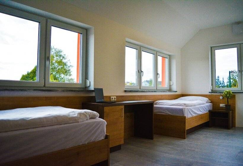 Апартаменты 2 Спальни, Wels Inn