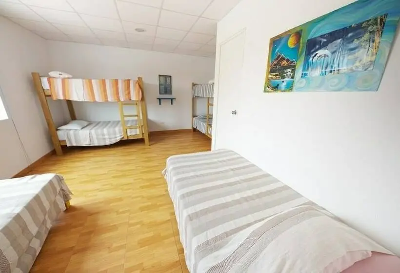 تختخواب در اتاق مشترک, Punta Huanchaco Hostel