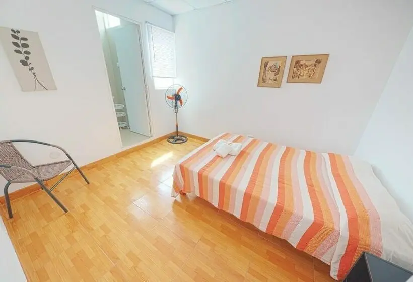 اتاق استاندارد با سرویس بهداشتی مشترک, Punta Huanchaco Hostel