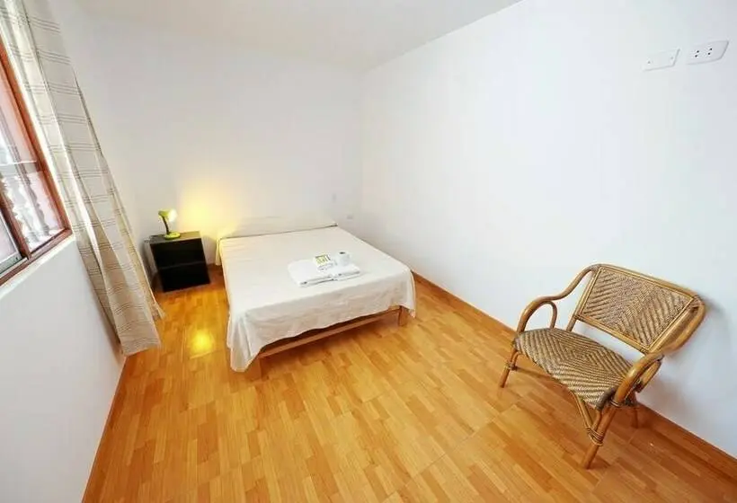 اتاق استاندارد با سرویس بهداشتی مشترک, Punta Huanchaco Hostel