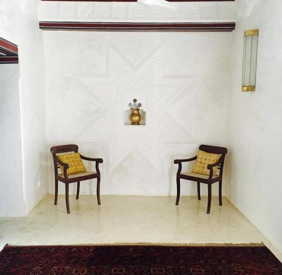 Deluxe Suite King Bed, Andavelo House