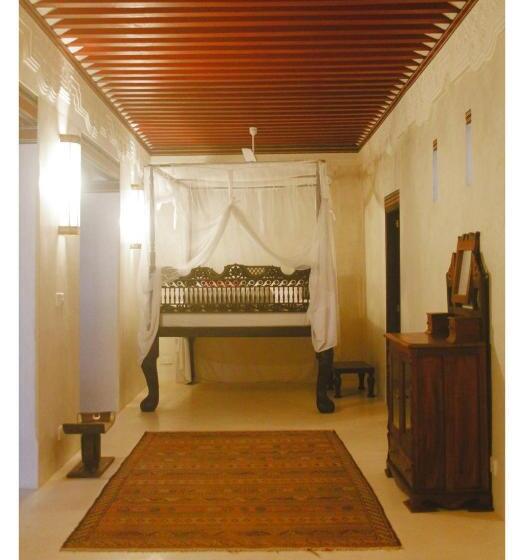 سوییت لوکس, Andavelo House