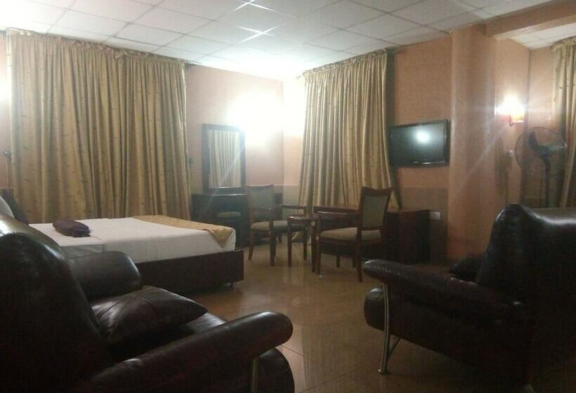 اتاق استاندارد با تخت دوبل, Crocodile Hotels And Restaurant Limited