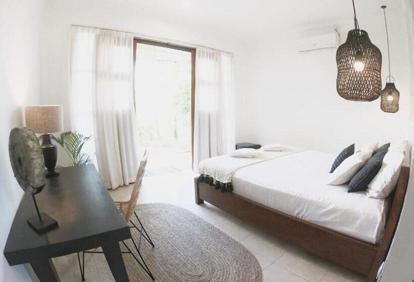 Номер Superior Вид на Бассейн, Mangga Wangga Living