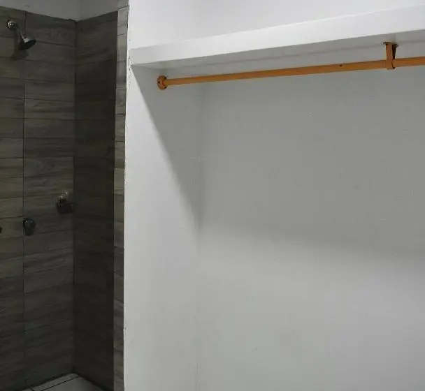 デラックスルーム, Matamoros
