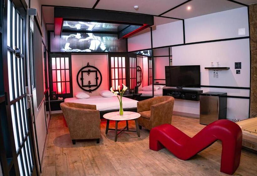 豪华套房, Orei Private Suites Adult Only