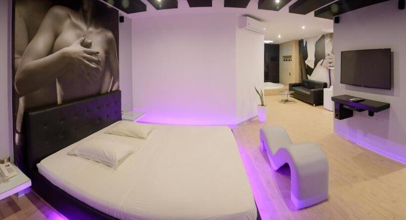 Президентский Люкс, Orei Private Suites Adult Only