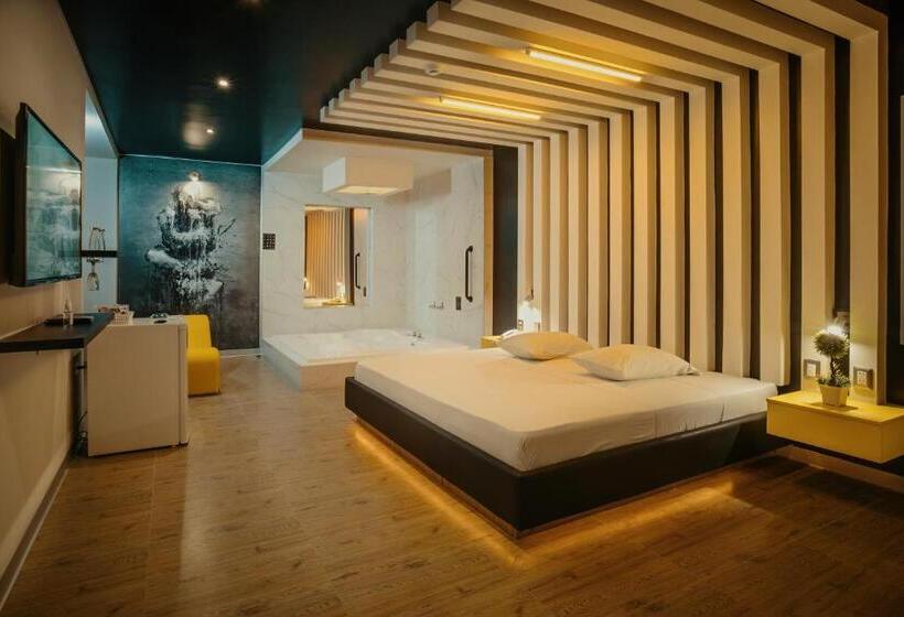 Президентский Люкс, Orei Private Suites Adult Only