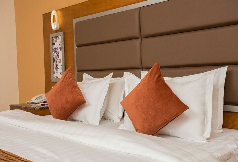 Номер Deluxe, Ritaj Alsahel