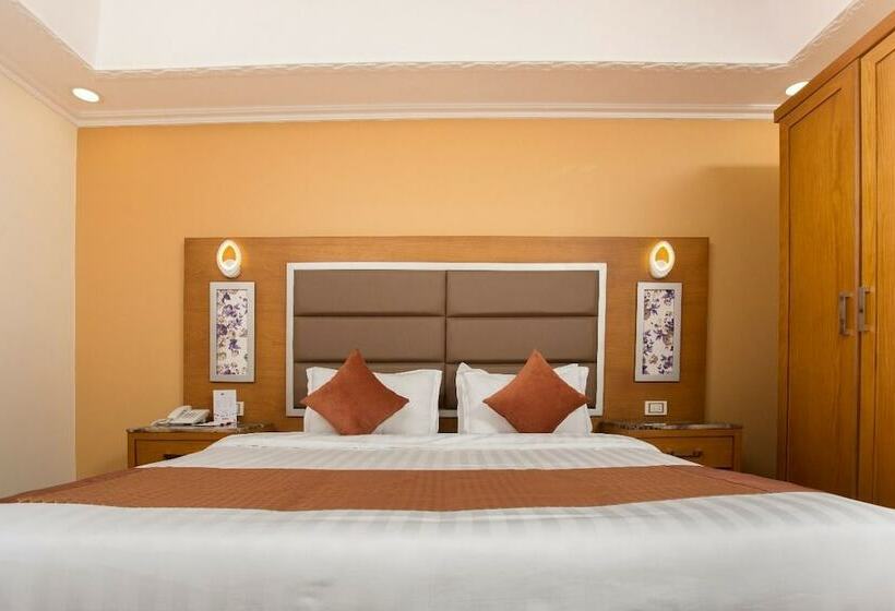 Номер Deluxe, Ritaj Alsahel