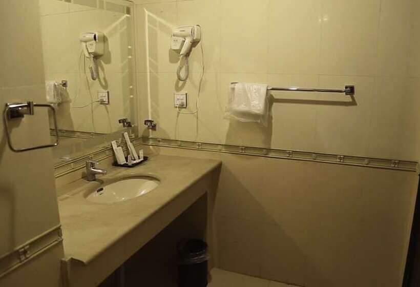 اتاق لوکس, Desert Palm