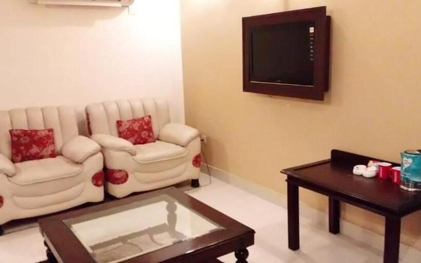 سوییت خانوادگی, Desert Palm