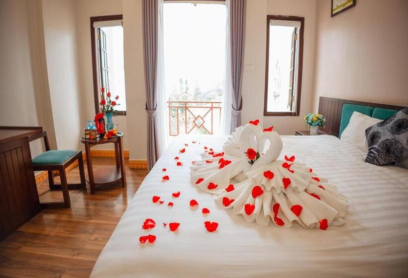 اتاق استاندارد سه نفره, Le Boutique Sapa