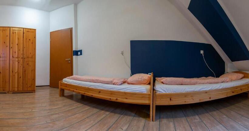 标准间, Lima Hostel Győr