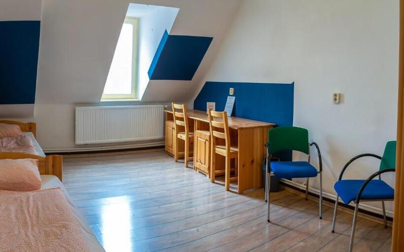 标准间, Lima Hostel Győr