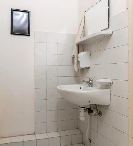 اتاق استاندارد, Lima Hostel Győr