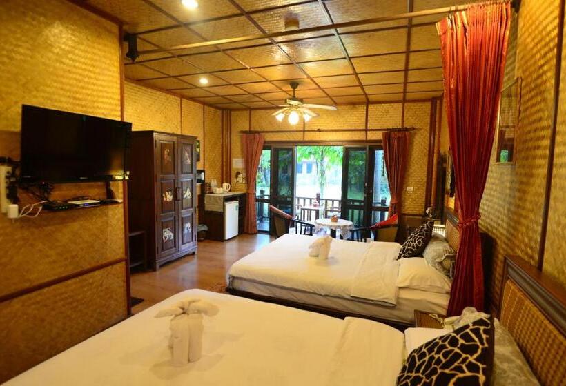 Номер Стандарт Вид на Сад, Viang Yonok Hotel, Restaurant, Sports Club