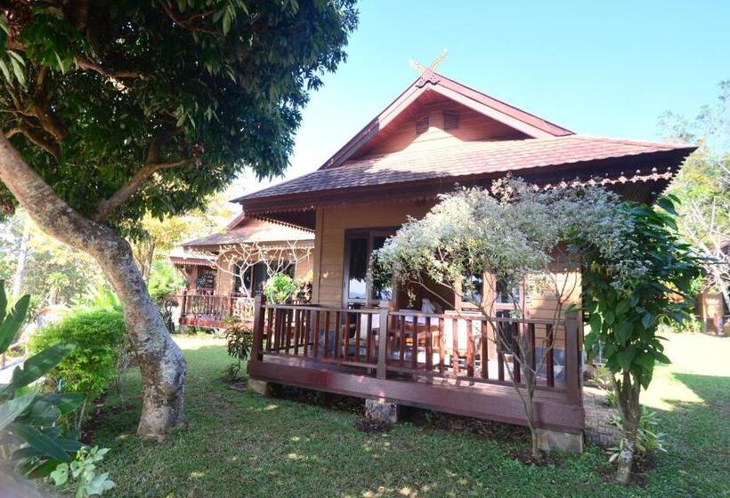 스탠다드 룸 호수 전망, Viang Yonok Hotel, Restaurant, Sports Club