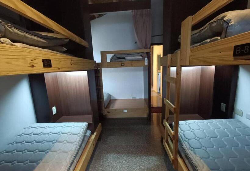 تختخواب در اتاق مشترک, 馬祖津沙背包客棧 Jinsha Backpacker Inn