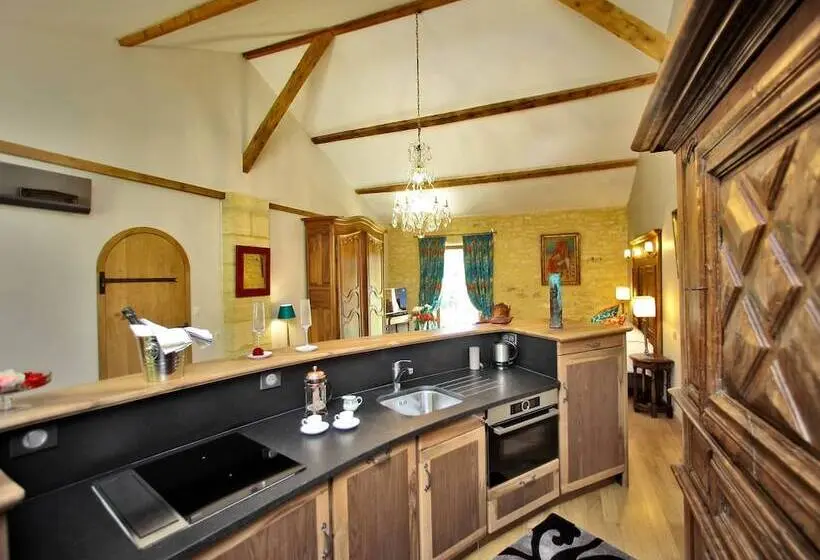 デラックススタジオ, Manoir De La Malartrie