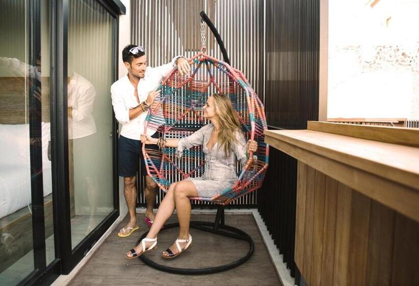 발코니가 있는 스위트, Cara Cara Inn