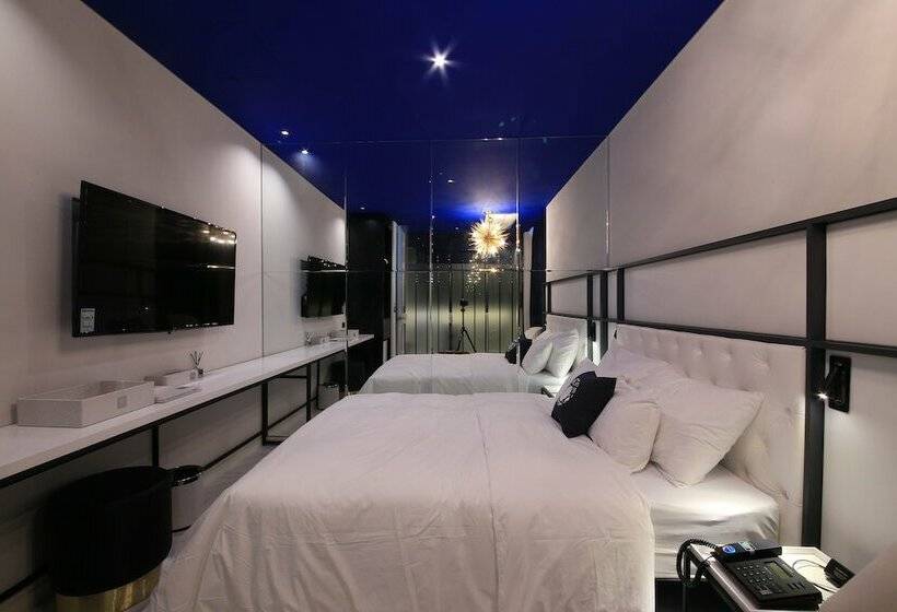 Cameră Deluxe, Cullinan Gaepo