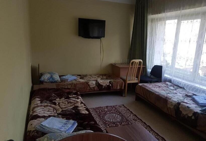 اتاق کلاسیک سه تخته, Kezdesu