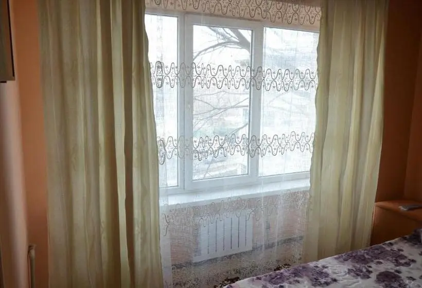 اتاق کلاسیک سه تخته, Kezdesu