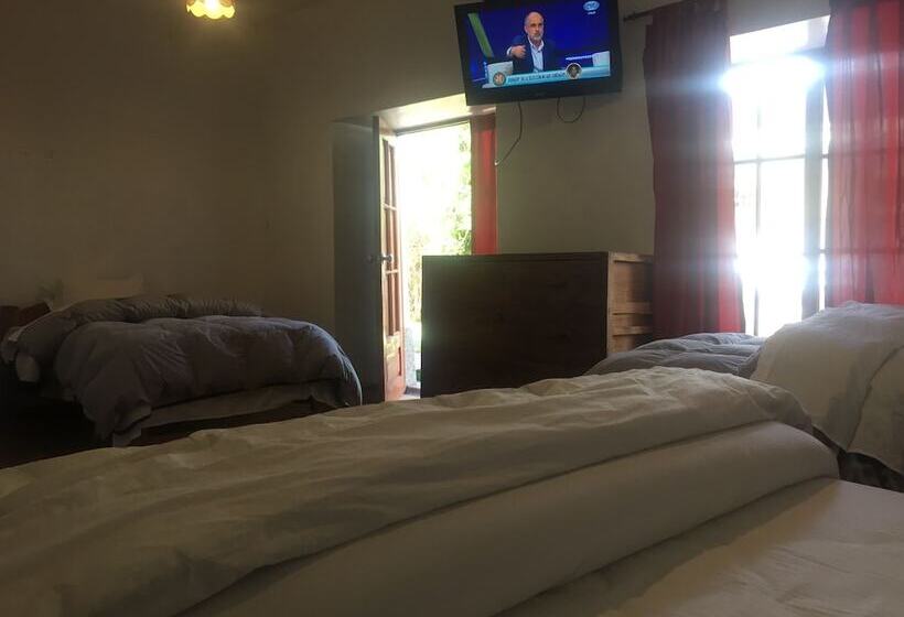 חדר סטנדרט לארבעה, Hostal Cuesta Del Sol   Hostel