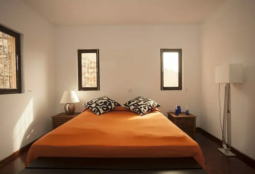 سوییت, Vila Mira Mar