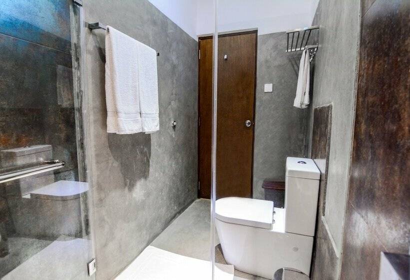 デラックスルーム, Arana By Forest Trails