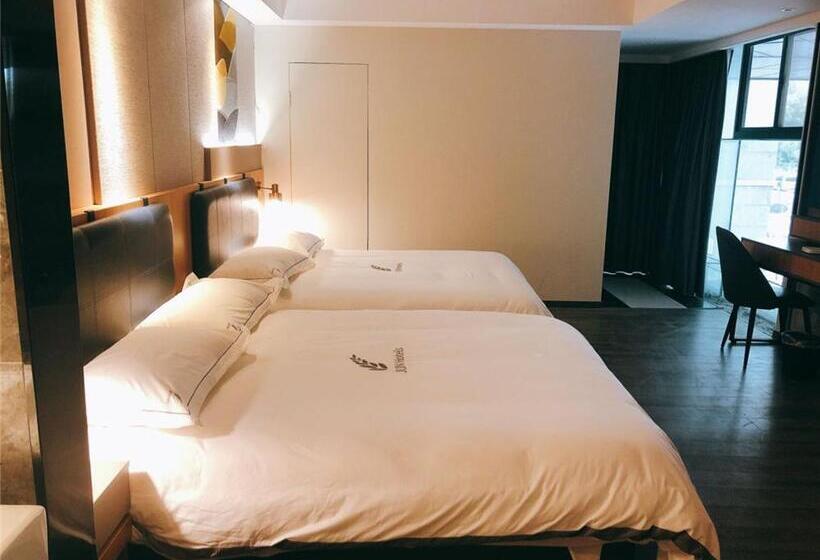 Семейный Номер, Junyi Hotel Nanjing Olympic Sports Center