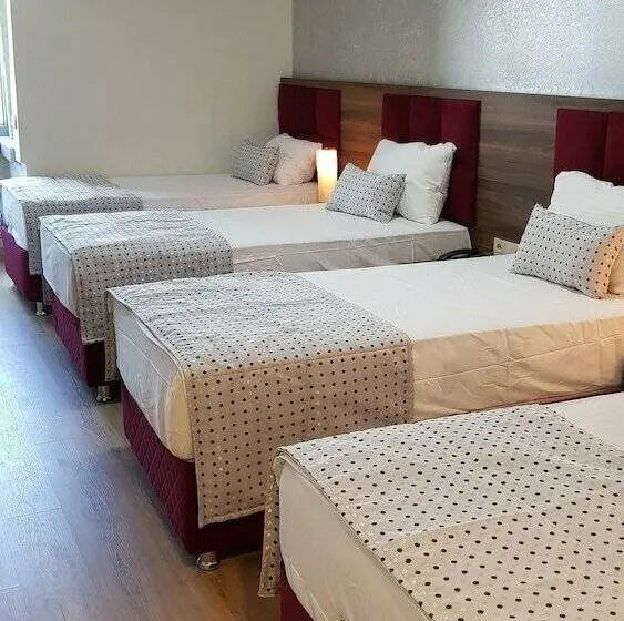 اتاق استاندارد چهار تخته, Laleli Hotel Izmir