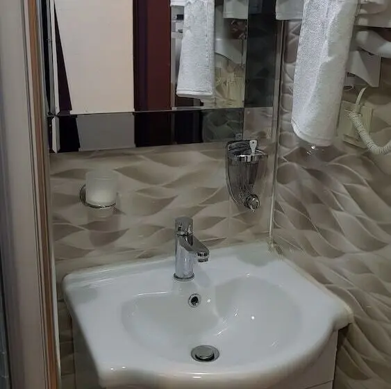 اتاق استاندارد سه نفره, Laleli Hotel Izmir