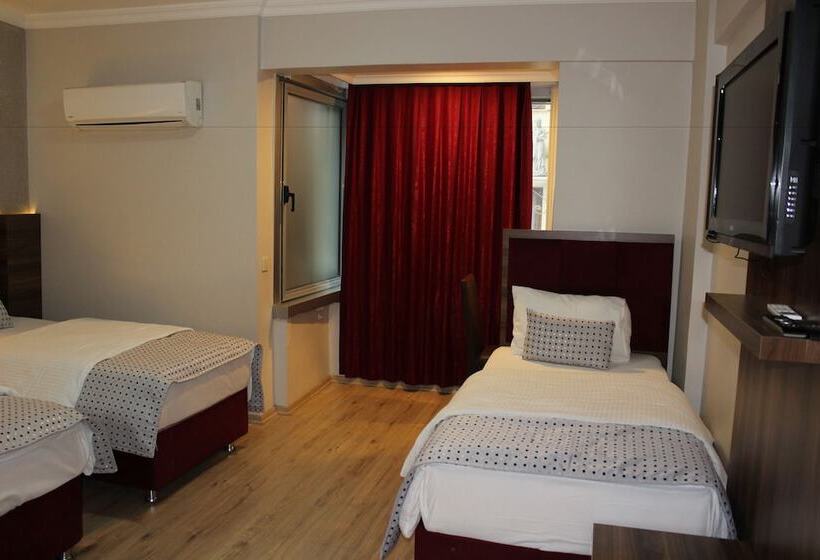 اتاق استاندارد سه نفره, Laleli Hotel Izmir