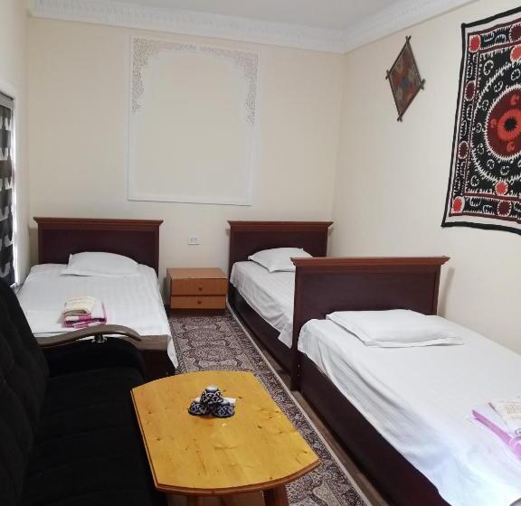 스탠다드 트리플 룸, Nasriddin Navruz