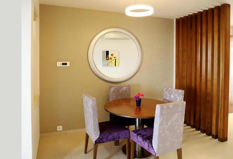 Люкс, Patria Suites