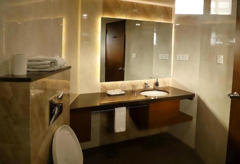 Люкс, Patria Suites